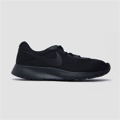 nike tanjun aanbieding|nike tanjun black and white.